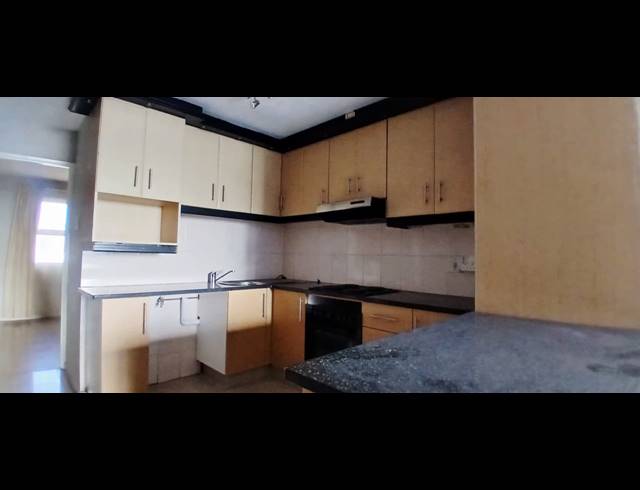 3 BEDROOM APARTMENT TO LET IN SOUTH BEACH